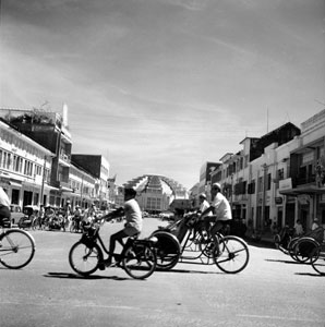 Vélosolex Marché central Phnom Penh