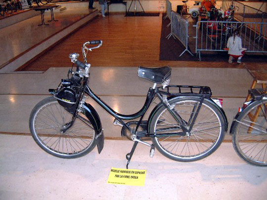 Vélosolex Orbea exposé à l'Eurosolexine à Yzeure